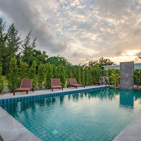 Malinee Resort Bang Tao Beach  Eksteriør billede