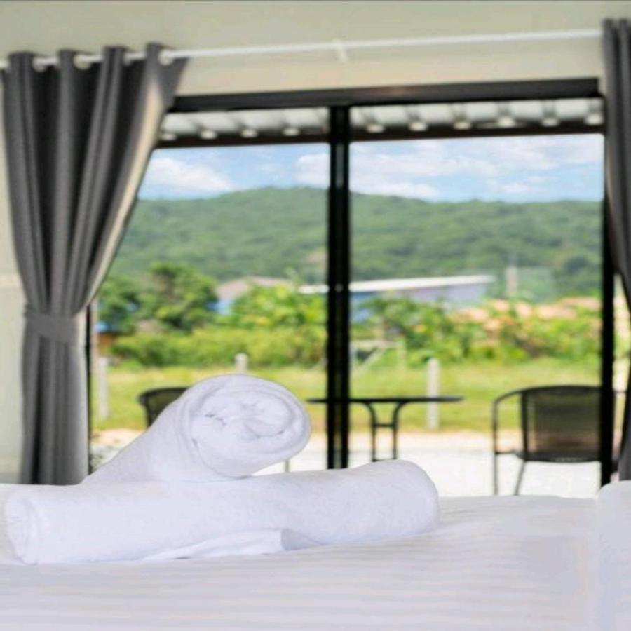 Malinee Resort Bang Tao Beach  Eksteriør billede